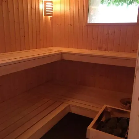 Chalet Charmant A Marsous Avec Jacuzzi Et Sauna Alpehytte Arrens-Marsous